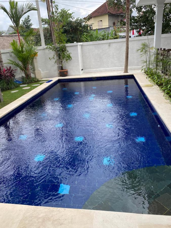 Lilis Ikvala Radha Hotel Canggu Buitenkant foto